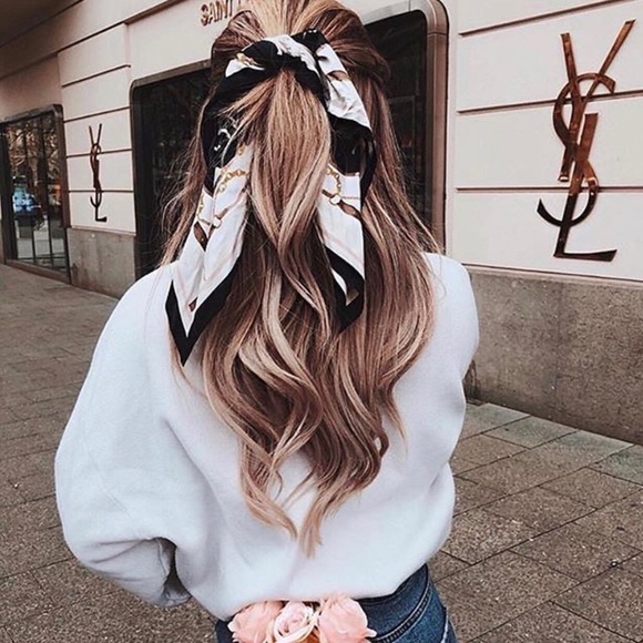 🆕 scrunchie 🎀 - Picture 3 of 3